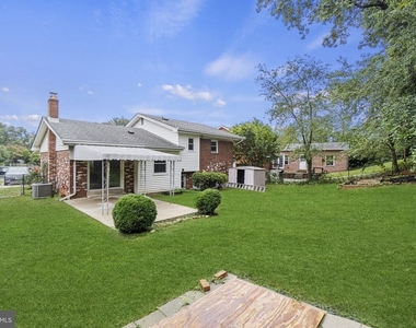 1110 Chiswell Lane - Photo Thumbnail 22