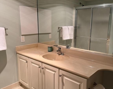 14809 Pennfield Circle - Photo Thumbnail 6
