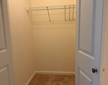 14809 Pennfield Circle - Photo Thumbnail 9