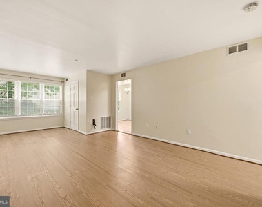 2505 Mcveary Court - Photo Thumbnail 15