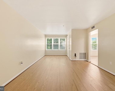 2505 Mcveary Court - Photo Thumbnail 2