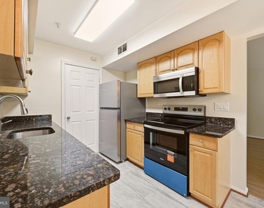 2505 Mcveary Court - Photo Thumbnail 13
