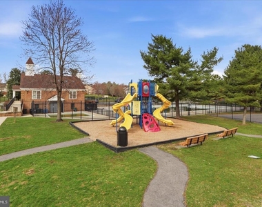 2505 Mcveary Court - Photo Thumbnail 31