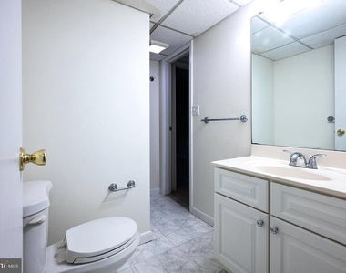 6705 Surreywood Lane - Photo Thumbnail 22