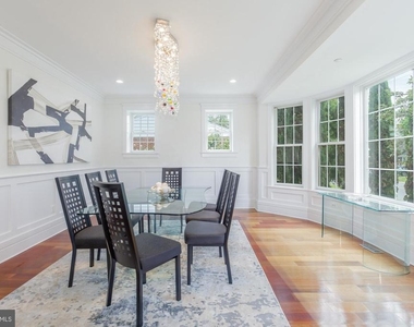 9715 Singleton Drive - Photo Thumbnail 11