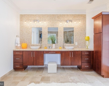 9715 Singleton Drive - Photo Thumbnail 19