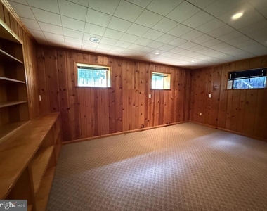 9209 E Parkhill Drive - Photo Thumbnail 14