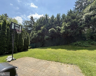 9209 E Parkhill Drive - Photo Thumbnail 16
