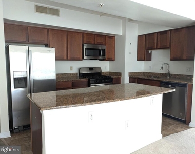 7915 Eastern Avenue - Photo Thumbnail 6