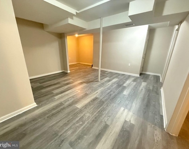 118 Middle Point Court - Photo Thumbnail 25