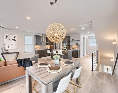 2301 Bluebonnet Ln - Photo Thumbnail 11