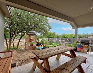 2424 Orchard Way - Photo Thumbnail 35