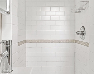 1422 Yorkshire Dr - Photo Thumbnail 22