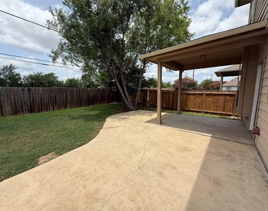 245 Verano Dr - Photo Thumbnail 3