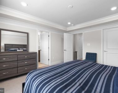 8017 Potter Place - Photo Thumbnail 22