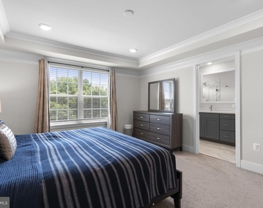 8017 Potter Place - Photo Thumbnail 23