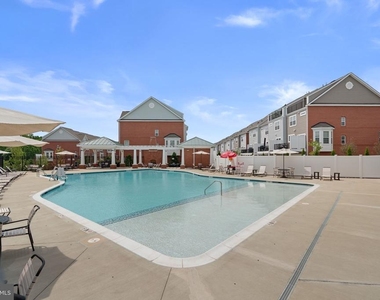8017 Potter Place - Photo Thumbnail 42