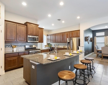 3720 Lunet Ring Way - Photo Thumbnail 12