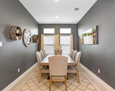 3720 Lunet Ring Way - Photo Thumbnail 9