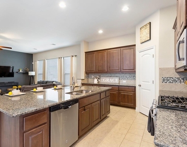 3720 Lunet Ring Way - Photo Thumbnail 14