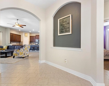 3720 Lunet Ring Way - Photo Thumbnail 4