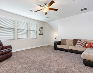 3720 Lunet Ring Way - Photo Thumbnail 23