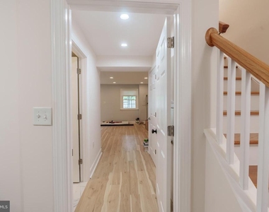 5776 Yellowrose Court - Photo Thumbnail 17