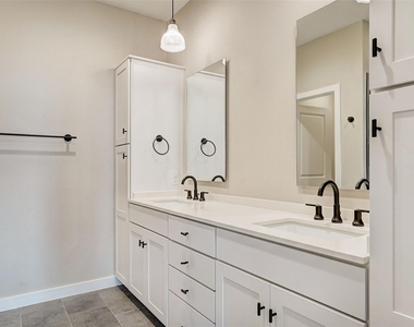 3809 Valley View Rd - Photo Thumbnail 21