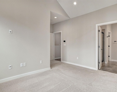3809 Valley View Rd - Photo Thumbnail 20