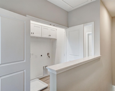 3809 Valley View Rd - Photo Thumbnail 25