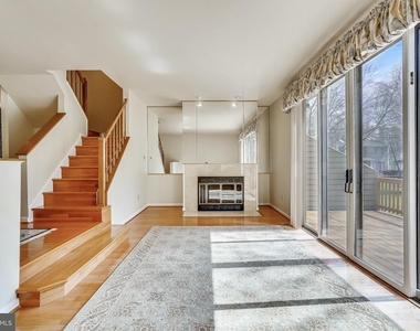 5205 Columbia Road - Photo Thumbnail 9