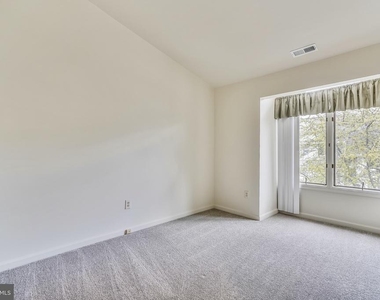 5205 Columbia Road - Photo Thumbnail 20