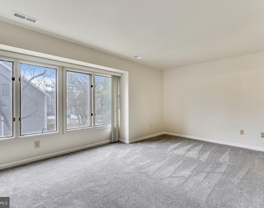 5205 Columbia Road - Photo Thumbnail 16