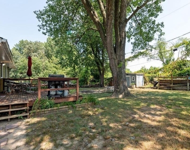 609 Wingleaf Court - Photo Thumbnail 13