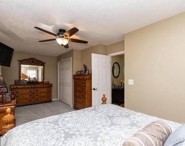 609 Wingleaf Court - Photo Thumbnail 6