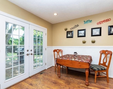 609 Wingleaf Court - Photo Thumbnail 5