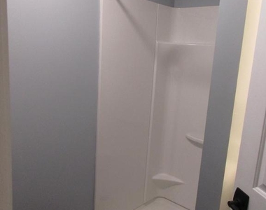 1024 Jeanett Way - Photo Thumbnail 21