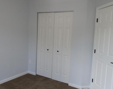 1024 Jeanett Way - Photo Thumbnail 29