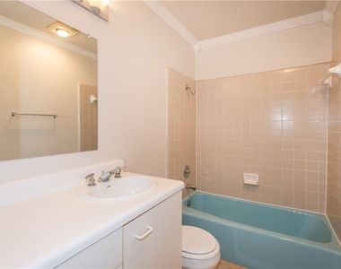 5811 Cannon Mountain Dr - Photo Thumbnail 16