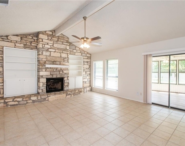 5811 Cannon Mountain Dr - Photo Thumbnail 2