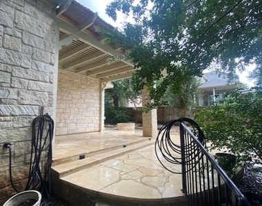 2412 Tivoli Dr - Photo Thumbnail 19