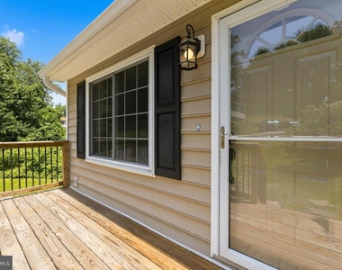 3535 Chesapeake Avenue - Photo Thumbnail 2