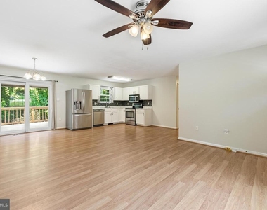 3535 Chesapeake Avenue - Photo Thumbnail 5