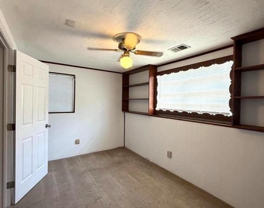 1234 Pleasant Valley Drive - Photo Thumbnail 14