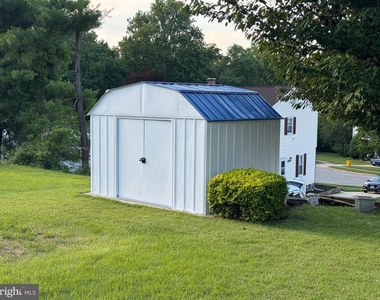 1234 Pleasant Valley Drive - Photo Thumbnail 23