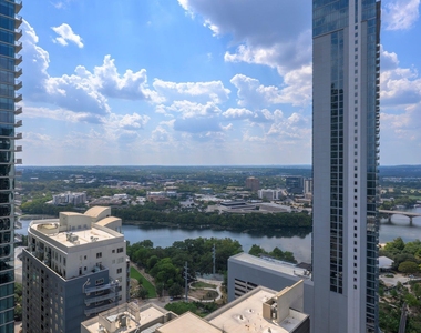 610 Davis St - Photo Thumbnail 5