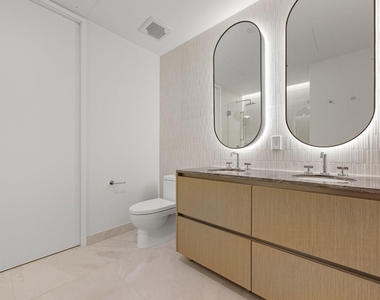 610 Davis St - Photo Thumbnail 9