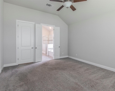1204 Siena Sunset Rd - Photo Thumbnail 9