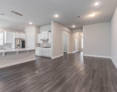1204 Siena Sunset Rd - Photo Thumbnail 2
