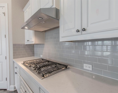 1204 Siena Sunset Rd - Photo Thumbnail 5